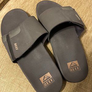 REEF Men's Sandals / Slides - Minimal Wear - Size 12